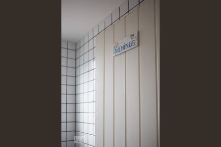 Casa à venda com 744m², 6 quartos e 8 vagasSalão gourmet - banheiro masculino