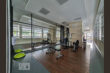 Apartamento à venda com 148m², 3 quartos e 3 vagas Apartamento à venda com 148m², 3 quartos e 3 vagasAcademia