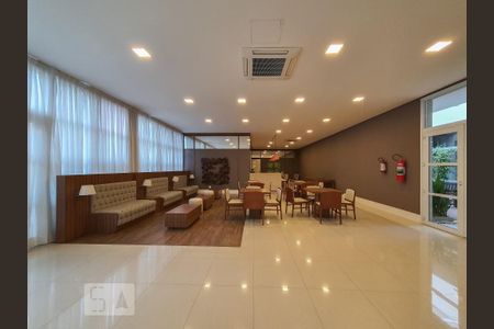 Apartamento à venda com 148m², 3 quartos e 3 vagas Apartamento à venda com 148m², 3 quartos e 3 vagasSalão de festas