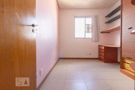 Apartamento à venda com 95m², 3 quartos e 1 vagaQuaro