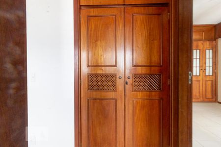 Apartamento à venda com 95m², 3 quartos e 1 vagaArmário do Corredor