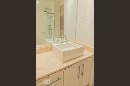 Apartamento à venda com 75m², 2 quartos e 1 vagaBanheiro 2