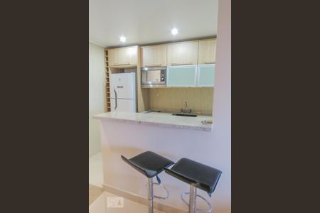 Apartamento à venda com 75m², 2 quartos e 1 vagaCozinha 
