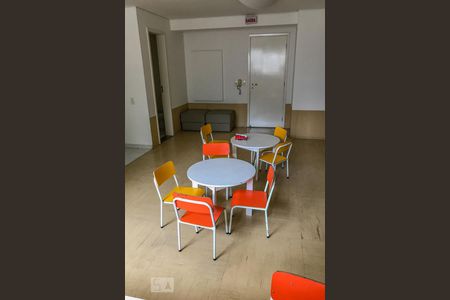 Apartamento para alugar com 70m², 2 quartos e 1 vagaSala de festas 