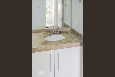 Apartamento para alugar com 70m², 2 quartos e 1 vagaBanheiro 2