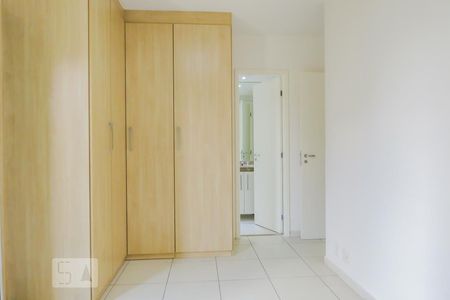 Suíte  de apartamento para alugar com 2 quartos, 70m² em Vila Olímpia, São Paulo