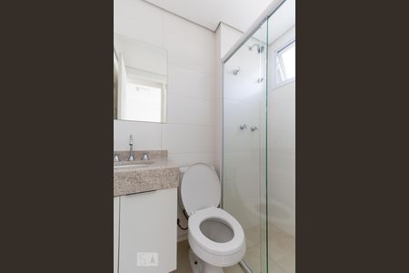 Banheiro da suíte de apartamento para alugar com 2 quartos, 60m² em Real Parque, São Paulo