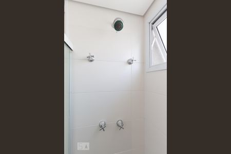 Detalhe do banheiro da suíte de apartamento para alugar com 2 quartos, 60m² em Real Parque, São Paulo