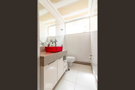 Banheiro de casa à venda com 5 quartos, 600m² em Renascença, Belo Horizonte