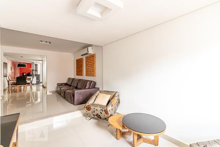 Sala de casa à venda com 5 quartos, 600m² em Renascença, Belo Horizonte