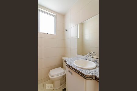 Apartamento para alugar com 220m², 4 quartos e 3 vagas Apartamento para alugar com 220m², 4 quartos e 3 vagasLavabo