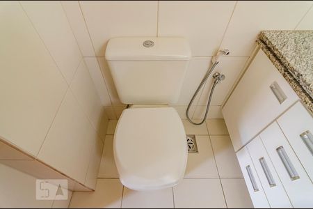 Apartamento para alugar com 220m², 4 quartos e 3 vagas Apartamento para alugar com 220m², 4 quartos e 3 vagasBanheiro Social