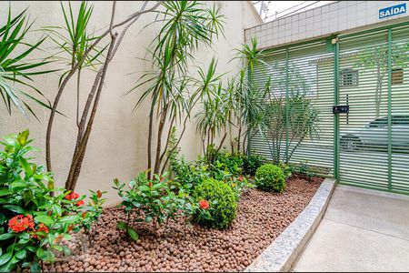 Apartamento para alugar com 220m², 4 quartos e 3 vagas Apartamento para alugar com 220m², 4 quartos e 3 vagasEntrada