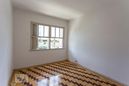 Quarto 1 de apartamento para alugar com 2 quartos, 69m² em Menino Deus, Porto Alegre