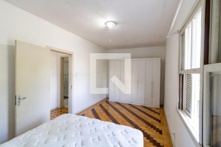 Quarto 1 de apartamento para alugar com 2 quartos, 69m² em Menino Deus, Porto Alegre