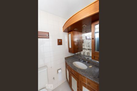 Banheiro da Suíte de apartamento à venda com 2 quartos, 65m² em Icaraí, Niterói