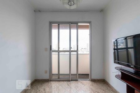 Sala de casa de condomínio para alugar com 2 quartos, 52m² em Vila Bela, São Paulo