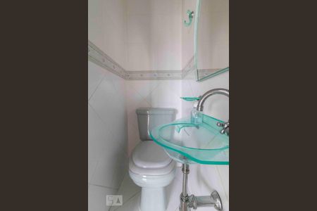 Lavabo de casa de condomínio para alugar com 2 quartos, 52m² em Vila Bela, São Paulo