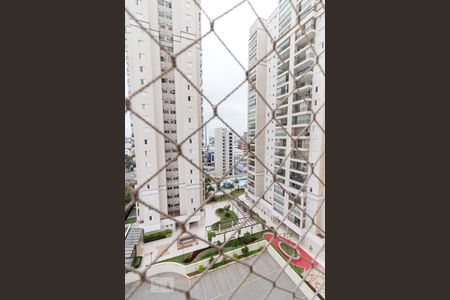 Apartamento à venda com 114m², 4 quartos e 3 vagasVista quarto 4