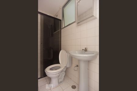 Banheiro de apartamento à venda com 2 quartos, 50m² em Jardim Paulicéia, Campinas