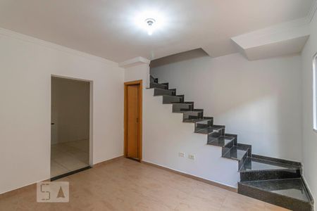 Casa de condomínio para alugar com 80m², 2 quartos e 1 vaga Casa de condomínio para alugar com 80m², 2 quartos e 1 vagaSala