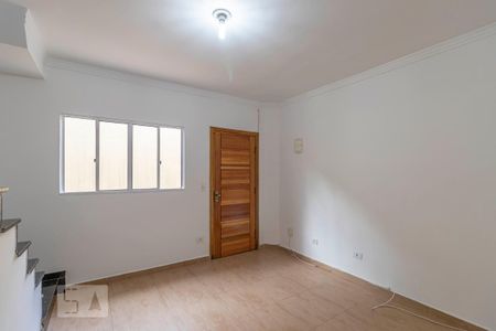 Casa de condomínio para alugar com 80m², 2 quartos e 1 vaga Casa de condomínio para alugar com 80m², 2 quartos e 1 vagaSala