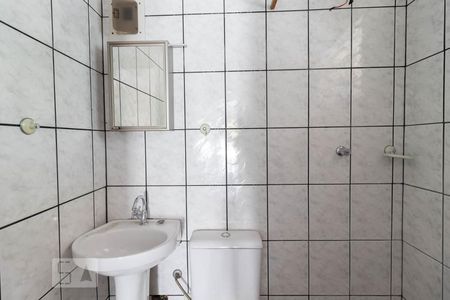 Casa à venda com 130m², 3 quartos e 3 vagasBanheiro 2