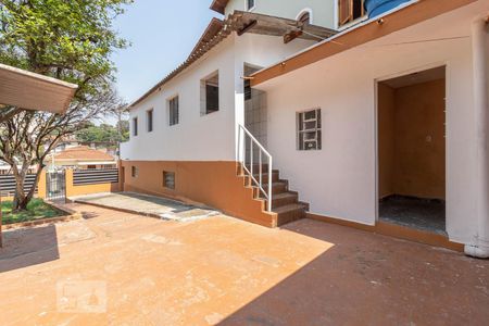 Casa à venda com 130m², 3 quartos e 3 vagasQuintal