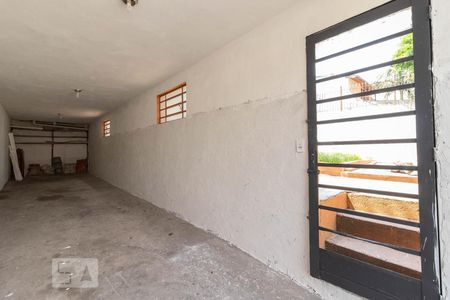 Casa à venda com 130m², 3 quartos e 3 vagasGaragem