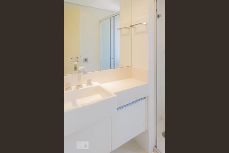 Apartamento para alugar com 1 quarto, 42m² em Indianópolis, São Paulo