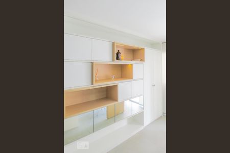 Apartamento para alugar com 1 quarto, 42m² em Indianópolis, São Paulo