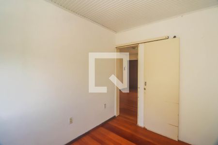 Quarto 2 de apartamento para alugar com 3 quartos, 60m² em Humaitá, Porto Alegre