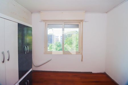 Quarto 1 de apartamento para alugar com 3 quartos, 60m² em Humaitá, Porto Alegre