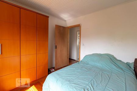 Quarto 3 de apartamento para alugar com 3 quartos, 60m² em Humaitá, Porto Alegre