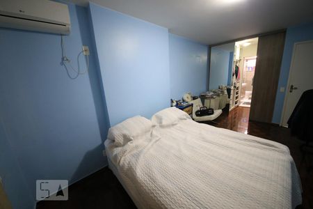 Suíte de apartamento à venda com 2 quartos, 110m² em Icaraí, Niterói