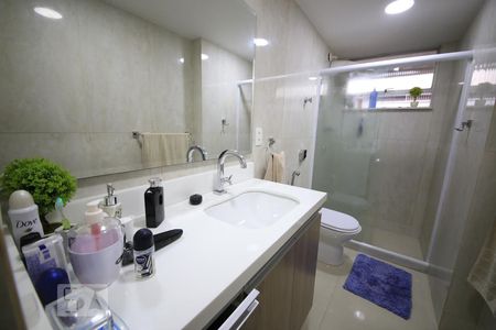 Banheiro de apartamento à venda com 2 quartos, 110m² em Icaraí, Niterói