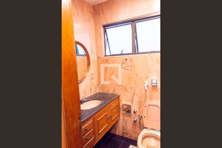 Apartamento para alugar com 200m², 3 quartos e 3 vagasBanheiro Social