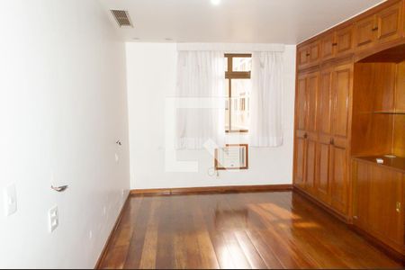 Apartamento para alugar com 200m², 3 quartos e 3 vagasQuarto 3 - Suíte
