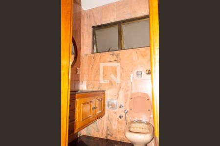 Apartamento para alugar com 200m², 3 quartos e 3 vagasBanheiro Social