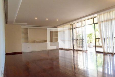 Sala de apartamento para alugar com 3 quartos, 200m² em Barra da Tijuca, Rio de Janeiro