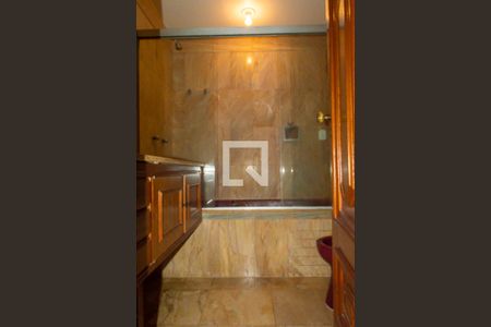 Apartamento para alugar com 200m², 3 quartos e 3 vagasBanheiro da Suíte 3