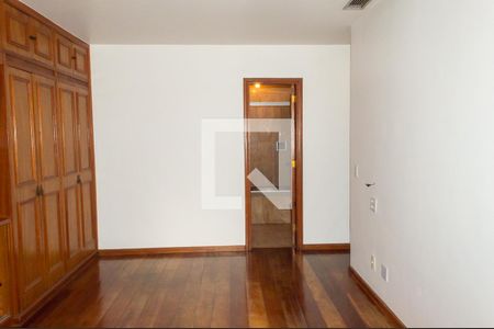 Apartamento para alugar com 200m², 3 quartos e 3 vagasQuarto 3 - Suíte