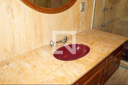 Apartamento para alugar com 200m², 3 quartos e 3 vagasBanheiro da Suíte 3