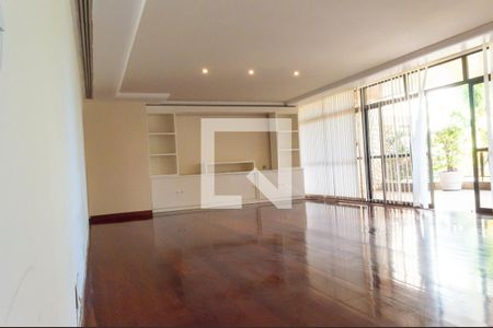 Sala de apartamento para alugar com 3 quartos, 200m² em Barra da Tijuca, Rio de Janeiro