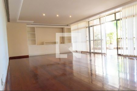 Sala de apartamento para alugar com 3 quartos, 200m² em Barra da Tijuca, Rio de Janeiro
