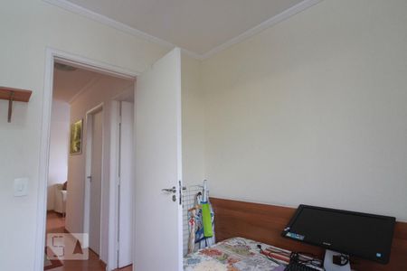 Quarto 2 de apartamento para alugar com 2 quartos, 60m² em Vila Basileia, São Paulo