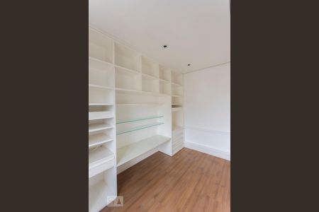 Sala de Tv de apartamento para alugar com 2 quartos, 130m² em Moema, São Paulo