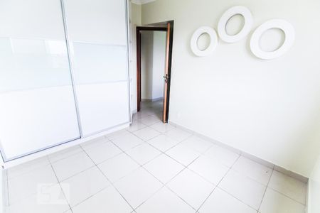 Apartamento à venda com 110m², 3 quartos e 2 vagasQuarto 2