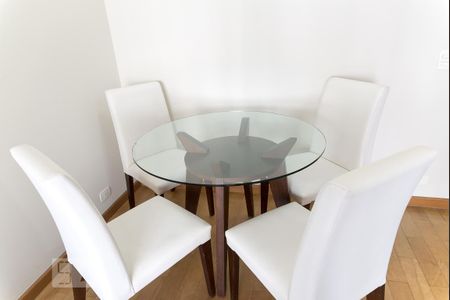 Sala de apartamento para alugar com 1 quarto, 55m² em Cerqueira César, São Paulo