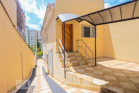 Rampa da Garagem de casa para alugar com 5 quartos, 350m² em Paraíso, São Paulo